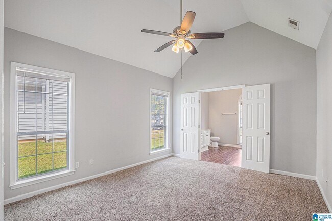 Building Photo - 139 Flagstone Ln