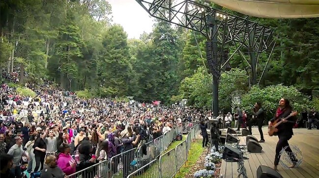 Building Photo - 1650 Portola Dr