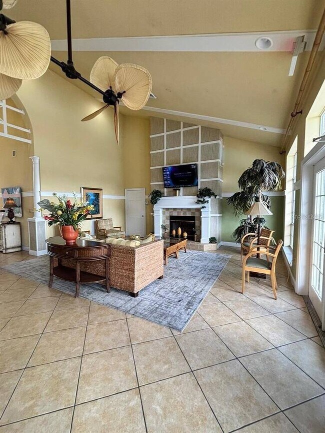 Building Photo - 1226 Bermuda Lakes Ln