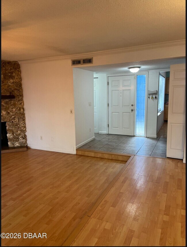 Building Photo - 233 Pine Cone Trail