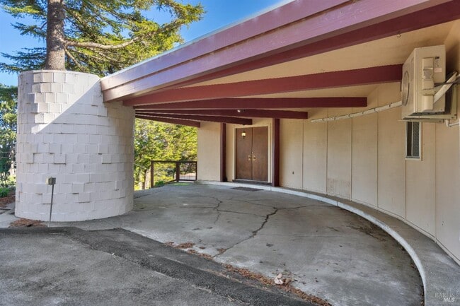 Building Photo - 80 Monte Cimas Ave