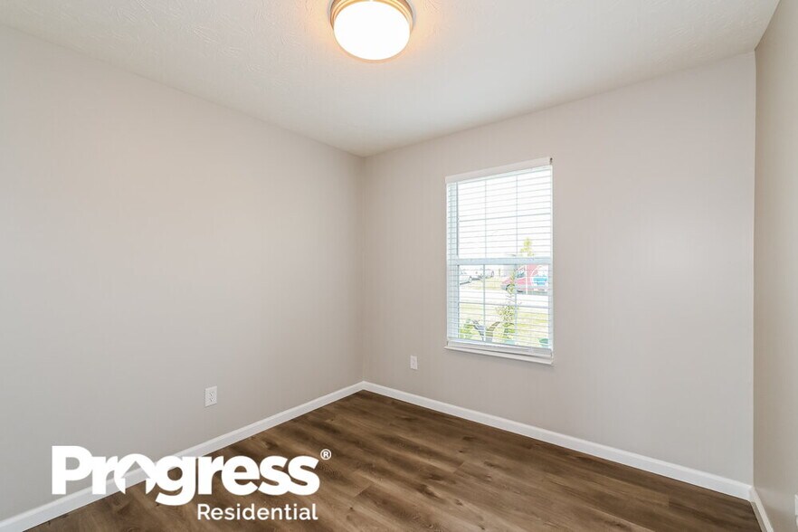 Building Photo - 7645 Boleru Dr