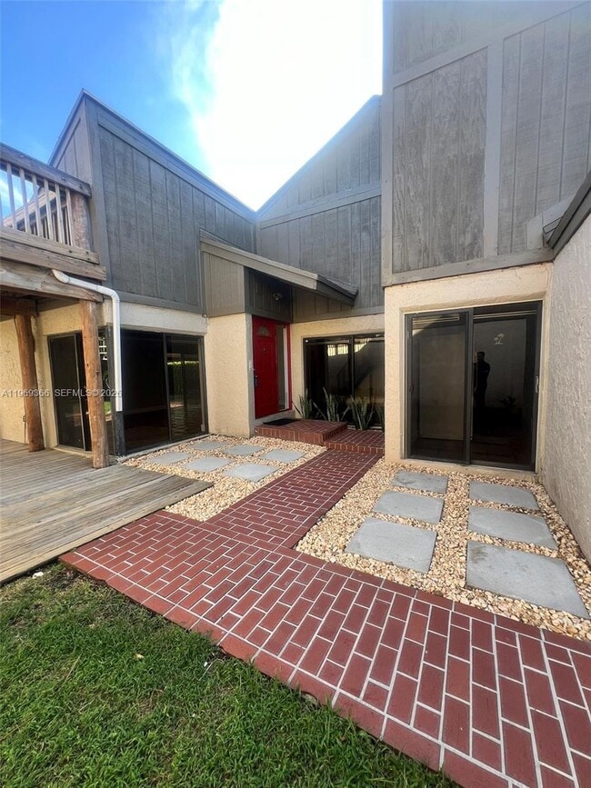 Building Photo - 7512 SW 95th Pl