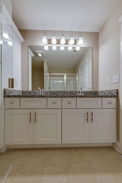 Building Photo - 7042 Magnolia Crossings