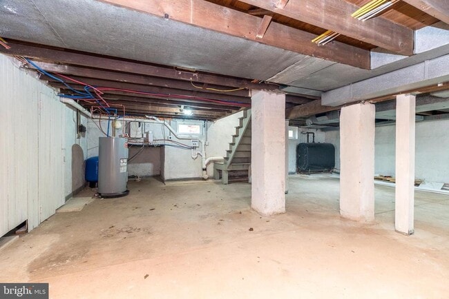 Building Photo - 343 Pawlings Rd