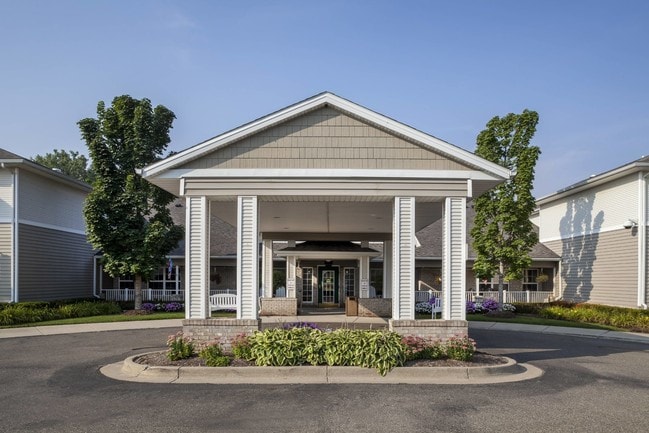 Building Photo - Pine Ridge of Plumbrook Senior Living