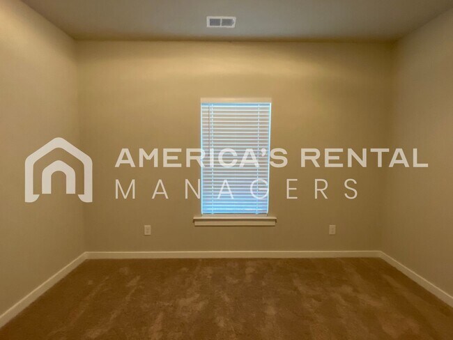 Building Photo - DEPOSIT PENDING! Home for Rent in Clanton, AL!!! COMING SOON! Deposit Pending!!