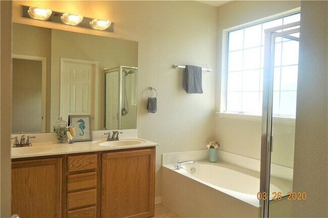 Building Photo - 8518 Cahill Dr