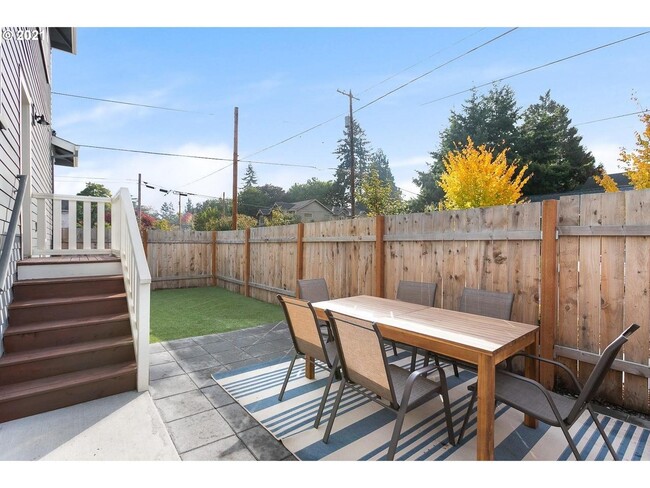 Building Photo - 8421 N Burrage Ave