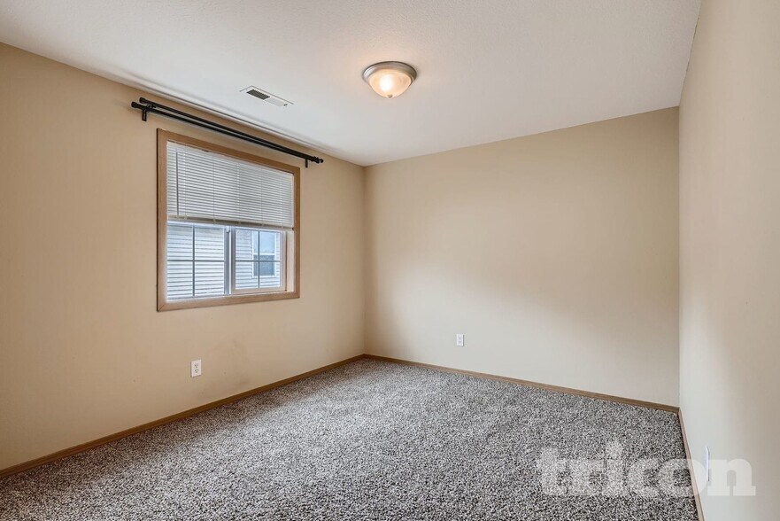 Building Photo - 1407 SW 7th Ct