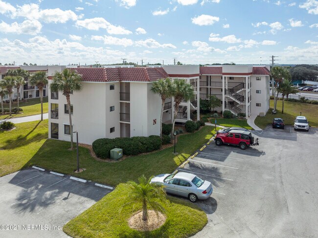 Building Photo - 4250 A1A S