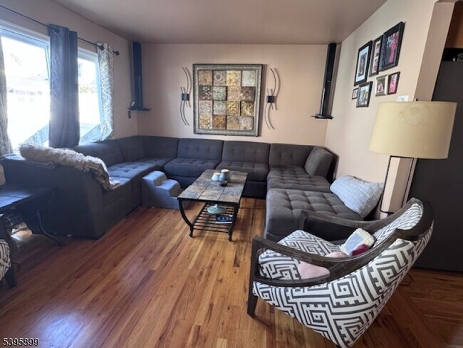 Building Photo - 55 Edmund St