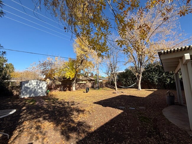 Building Photo - 1170 W 540 N