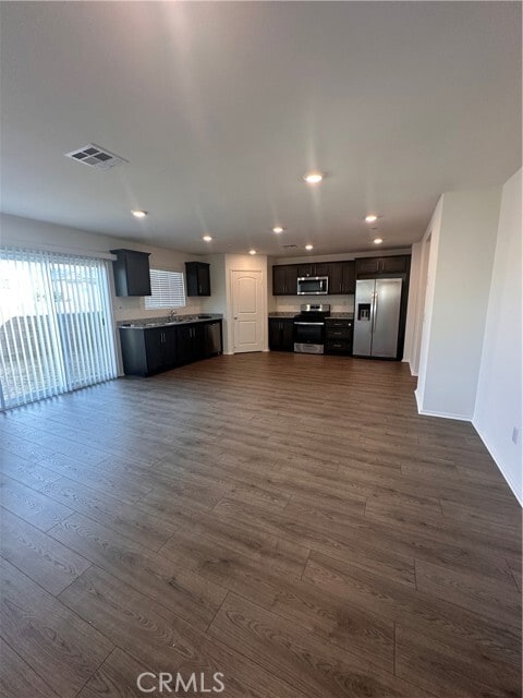 Building Photo - 14064 Carina St