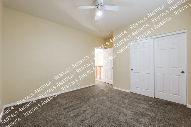 Building Photo - 4337 W Powell Dr