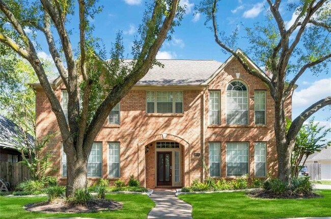 Building Photo - 626 Clarenda Falls Dr