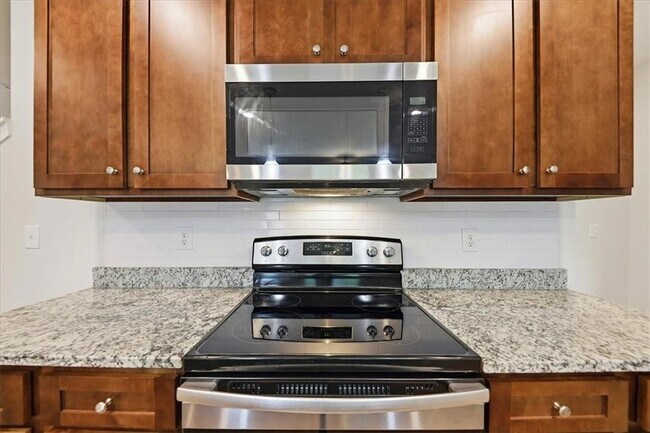 Building Photo - 4526 Fillmore Trl SW