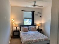 Building Photo - 4486 Stonecrop Dr