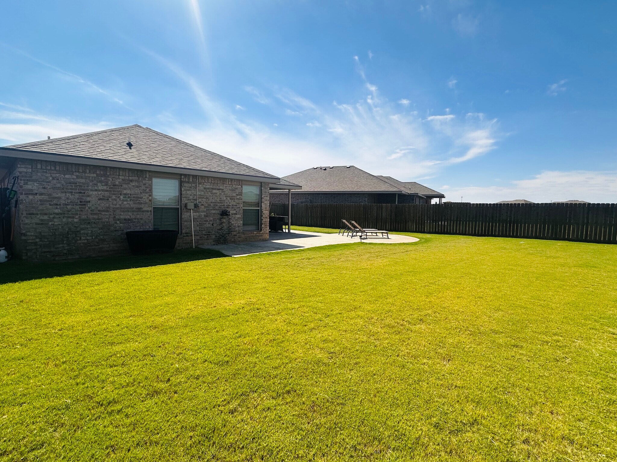 Building Photo - 1605 Revolution Dr