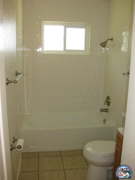 Building Photo - 1661 Yucca Dr
