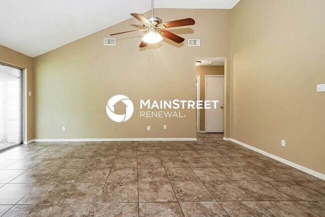 Building Photo - 4 Bedroom Pet-Friendly Home in Houston, TX with Main Street Renewal