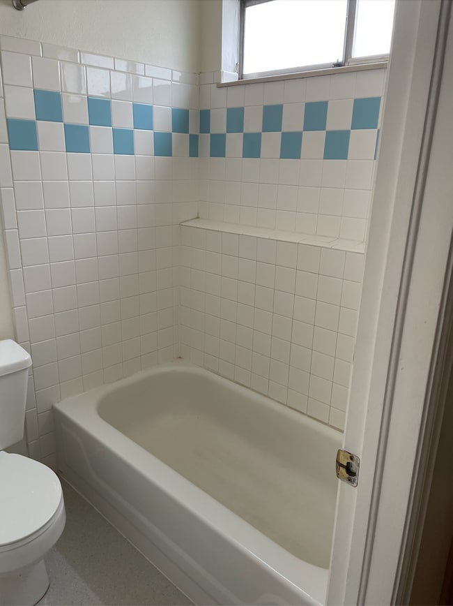 Building Photo - 2295 Goss Cir E