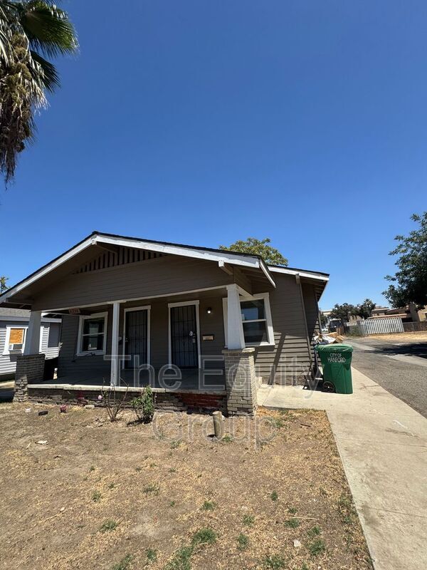 Primary Photo - 435 N Redington St