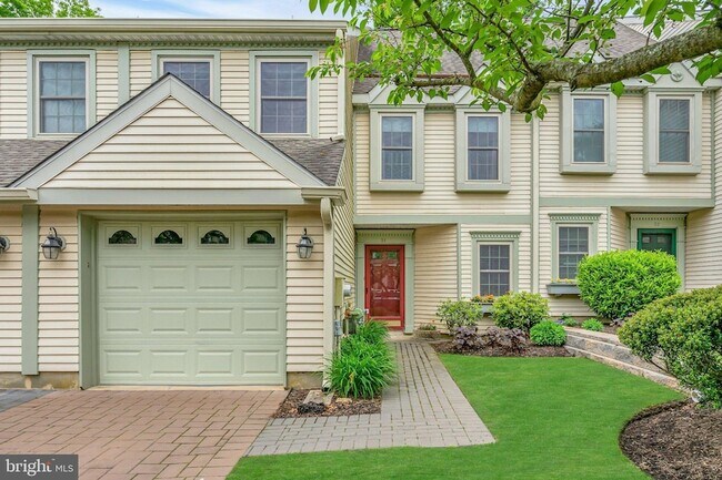 Building Photo - 31 Fair Acres Ct