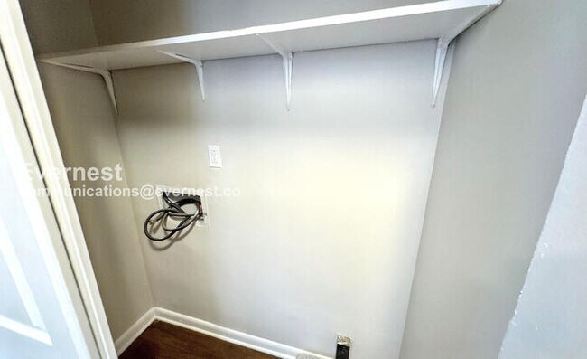 Building Photo - 6100 Pisgah Dr NW