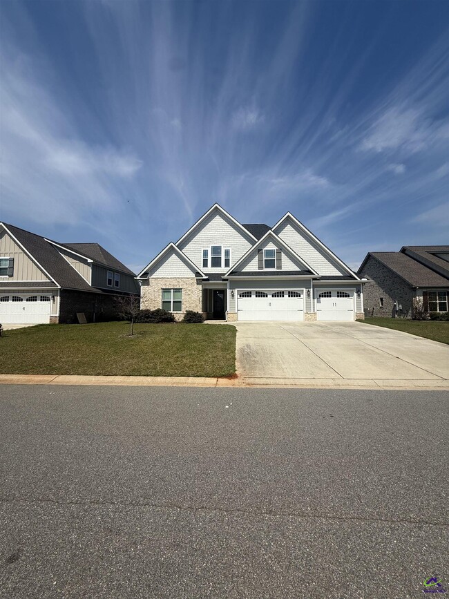 Building Photo - 221 Perth Ct