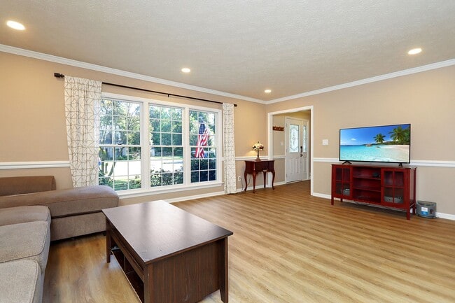 Building Photo - 103 Jonquil Ct