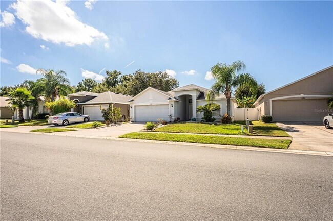 Building Photo - 1876 Holton Rd