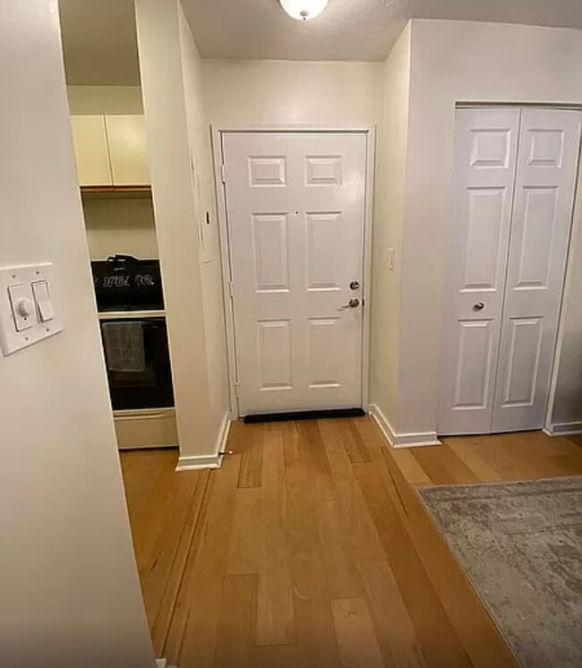 Building Photo - 90 Quincy Shore Dr