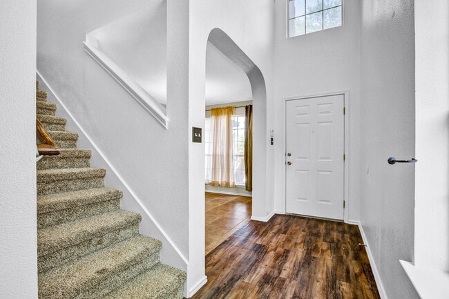 Building Photo - ***APPLICATION CURRENTLY UNDER REVIEW***Sp...