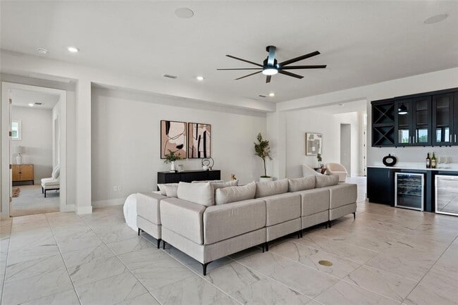 Building Photo - 8541 Ivy Stark Blvd