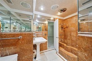 Building Photo - 7080 NW 82nd Terrace