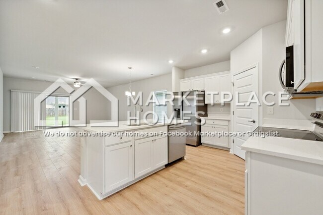 Building Photo - 15678 Brickman Ln