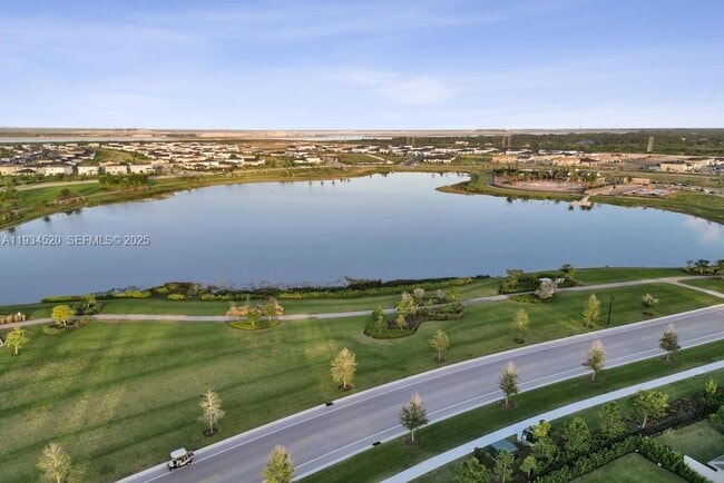 Building Photo - 19594 Broad Shore Walk