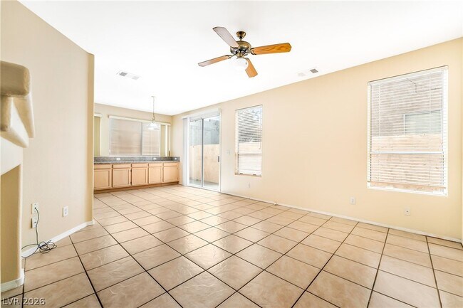 Building Photo - 120 McLaren St