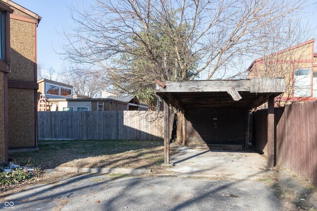 Building Photo - 2249 Silver Maple Ct