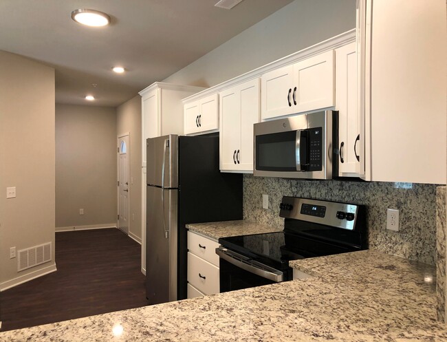 Building Photo - 7888 S Scepter Dr
