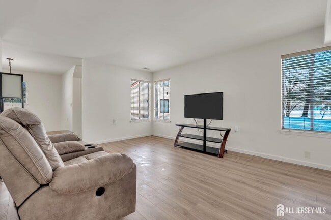 Building Photo - 603 Jacob Ct