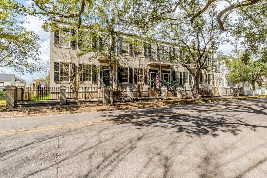 Building Photo - 254 Congress St