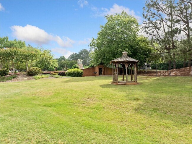 Building Photo - 705 Beaufort Cir