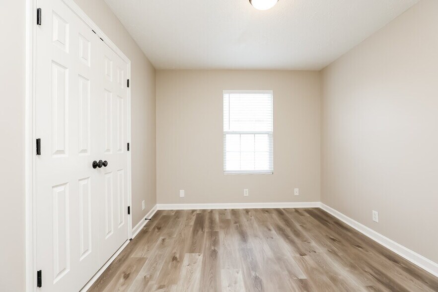 Building Photo - 4824 Nina Marie Ave