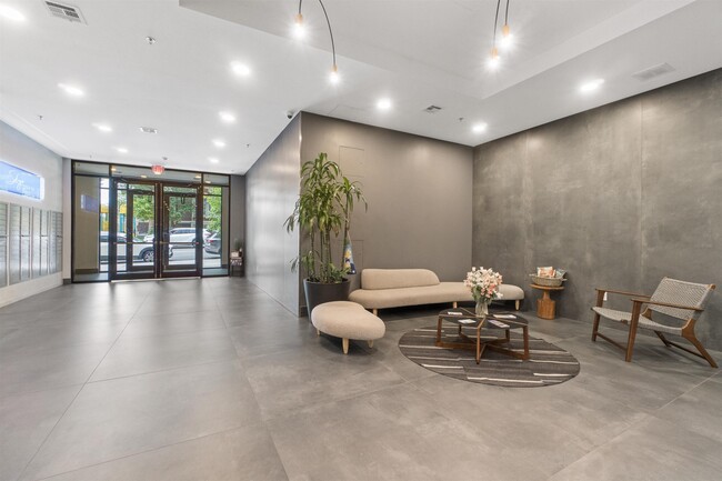 Building Photo - 250 Ave E