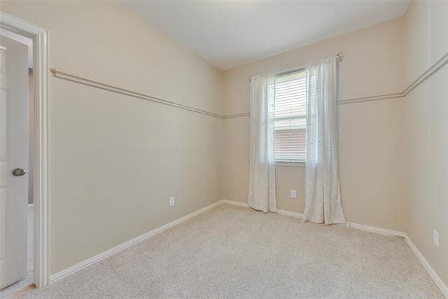 Building Photo - 4512 Shade Tree Ct