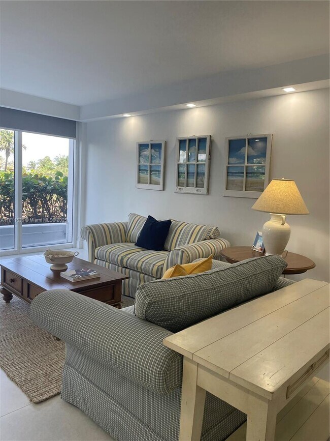 Building Photo - 10275 Collins Ave