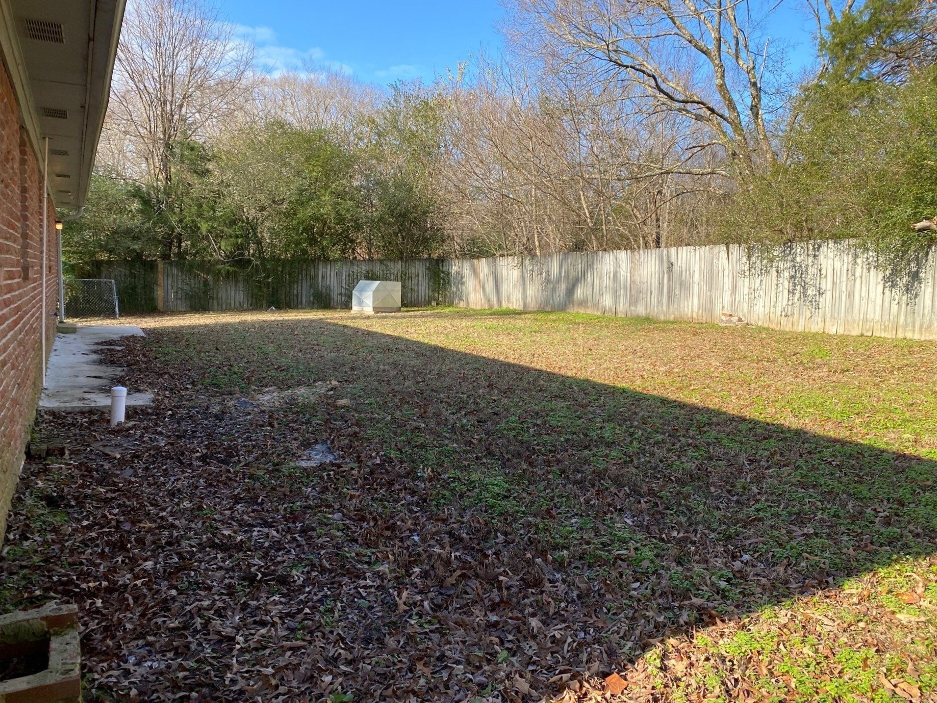 Building Photo - 102 Sanders Store Rd