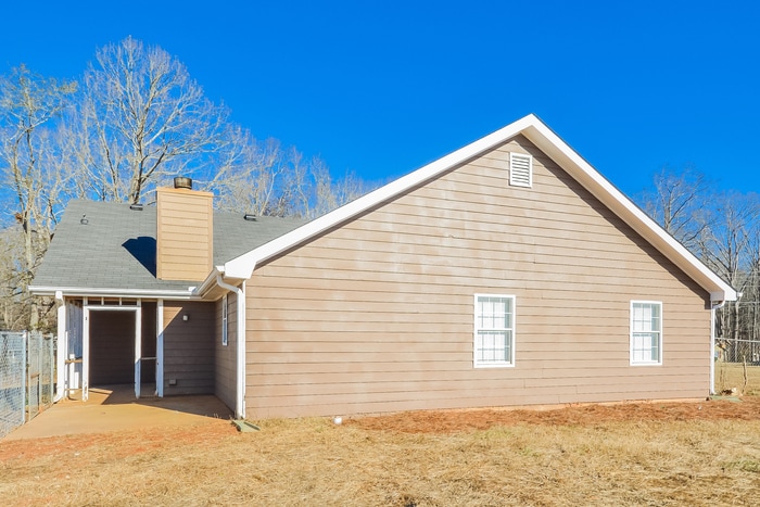 Building Photo - 135 Branchwood Dr